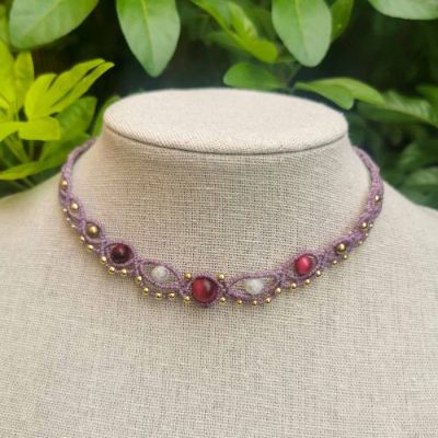 Modèle personnalisable - pendentif de l'Est